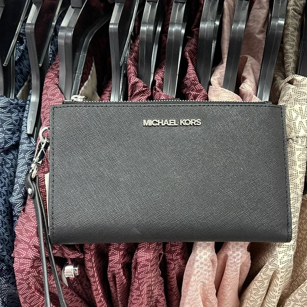 MICHAEL KORS LARGE DOUBLE ZIP WRISTLET WALLET PHONE CASE CLUTCH  Black